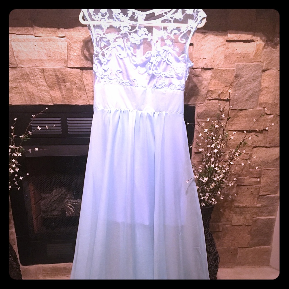 ⭐️NWT⭐️ Formal Dress—-Think Mardi Gras or Prom